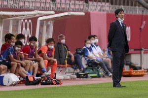 开云-日本队深陷海归选择困难症：招不招无球可踢之人？